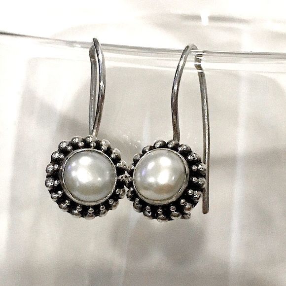 Vintage Jewelry - Vintage Sterling Silver Mabe Pearl Drop Earrings